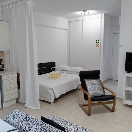 In Bed With Lisbon 15E Apartment Amadora Exterior photo
