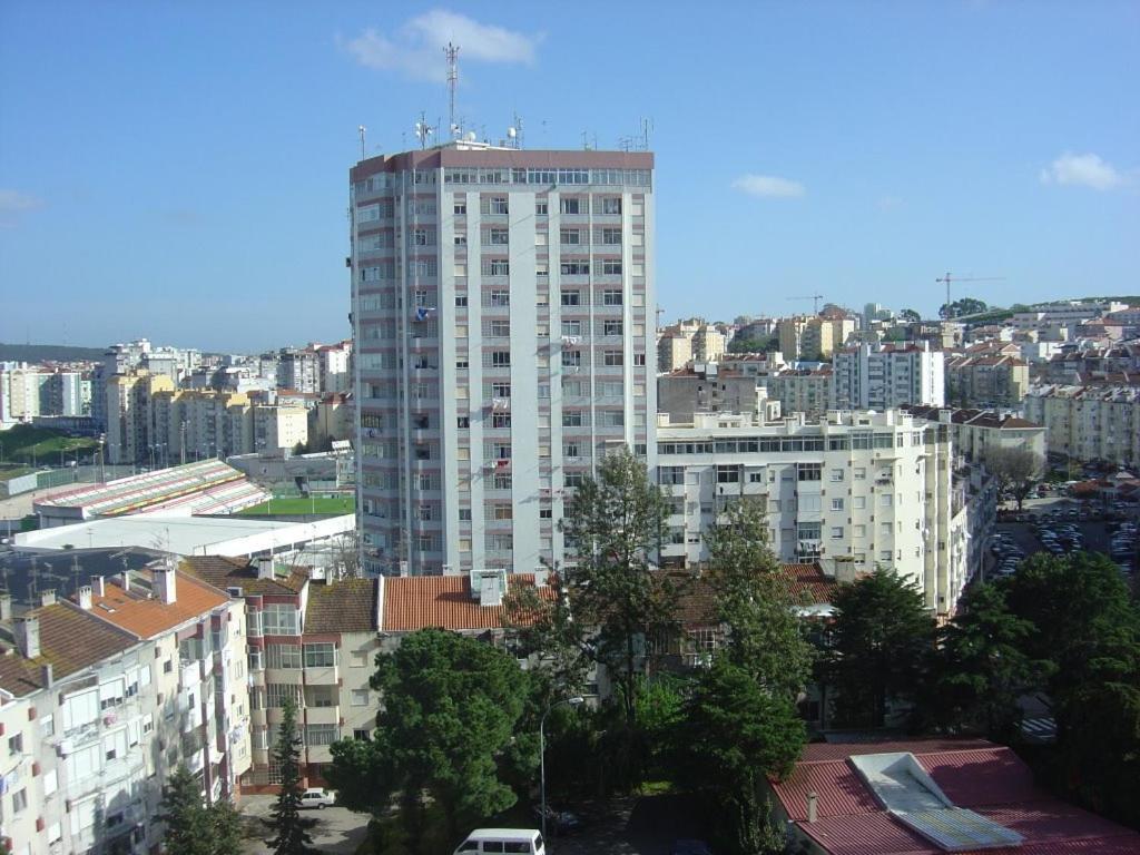In Bed With Lisbon 15E Apartment Amadora Exterior photo